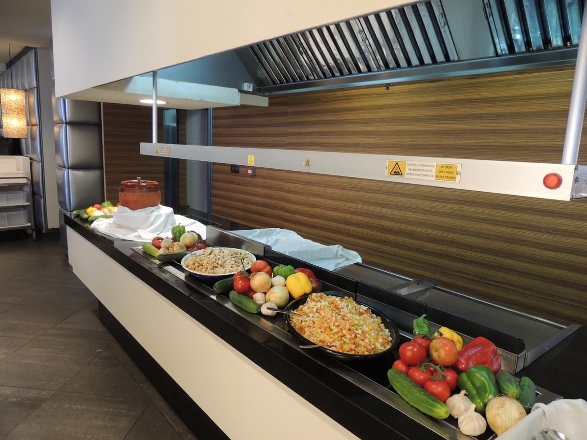 Augustus Hotel 4*